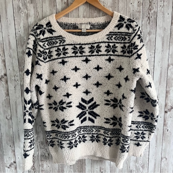 Barefoot Dreams Tops - Barefoot Dreams Cozy Fleece Holiday Sweatshirt Medium